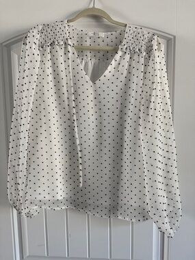 Polka Dot Smocked Shoulder V-Neck Blouse - White/Black